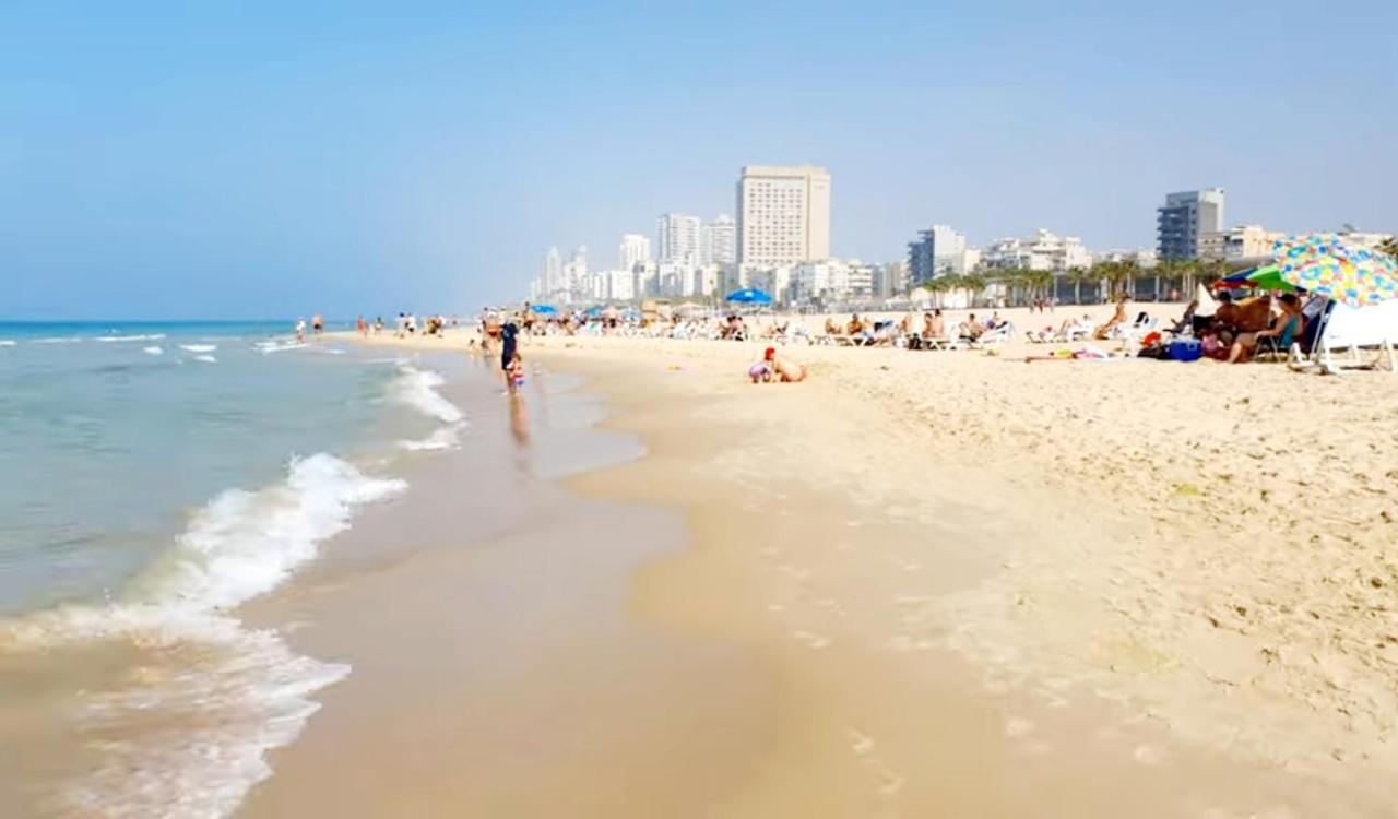 612 Apartment On The Beach Bat Yam Buitenkant foto