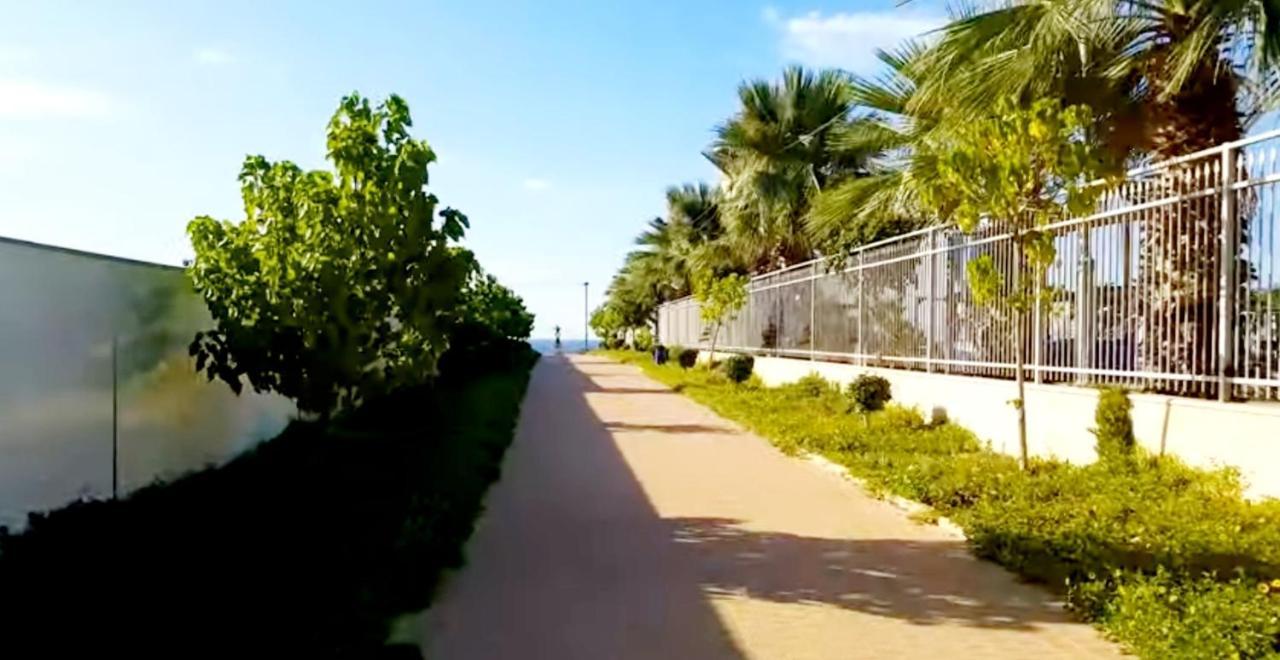 612 Apartment On The Beach Bat Yam Buitenkant foto