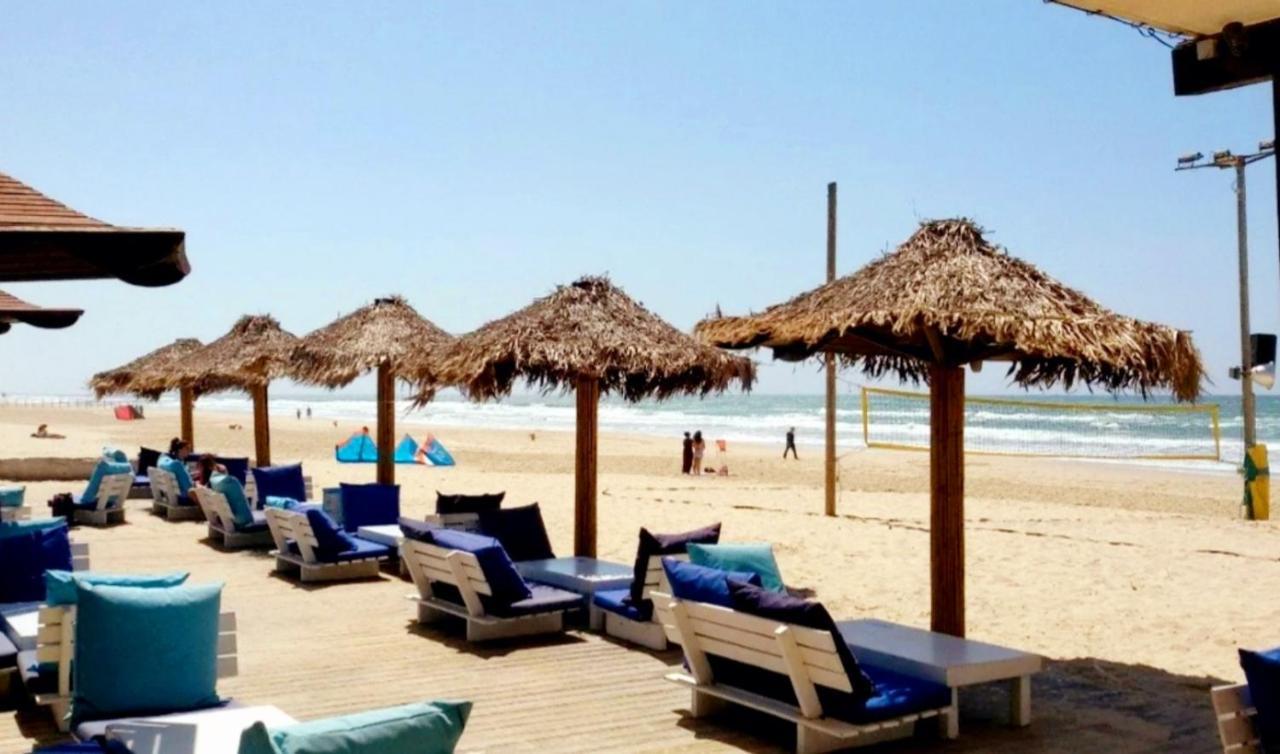 612 Apartment On The Beach Bat Yam Buitenkant foto