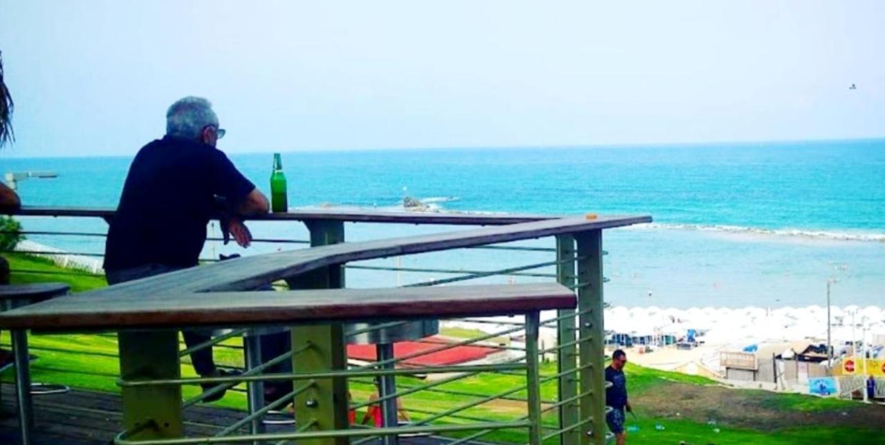 612 Apartment On The Beach Bat Yam Buitenkant foto